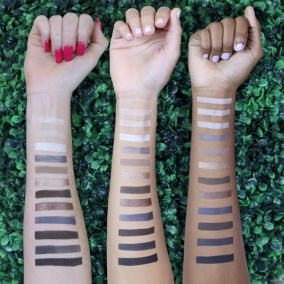 Nightingale Palette 99% New - Picture 3 of 3